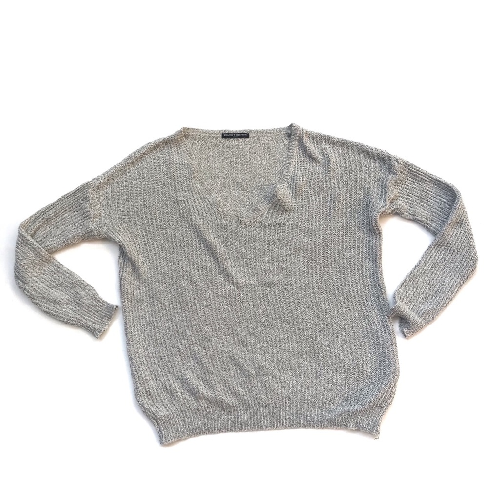 Brandy Melville v neck knit soft sweater pullover